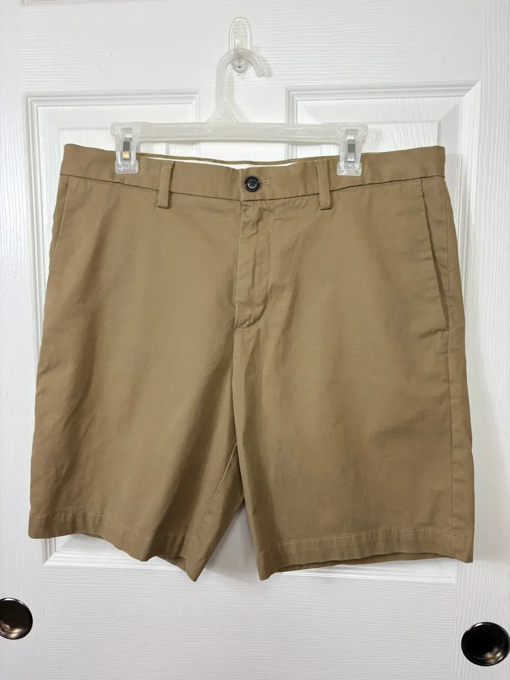 Banana Republic Men's Aiden Chino Shorts Khaki Size 33